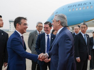 El presidente llegó a China para participar del III Foro de la Franja y la Ruta para la Cooperación Internacional