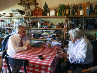 El presidente Alberto Fernández visitó al ex mandatario de Uruguay, José Mujica