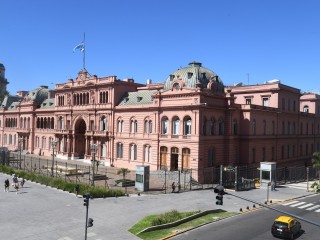La Casa Central de Correos y Telégrafos: un origen histórico ligado a la Casa Rosada