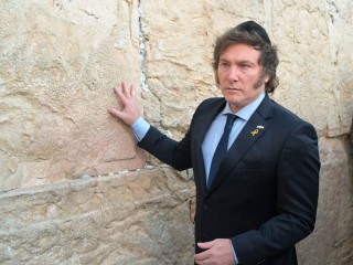 El presidente Javier Milei visitó el Muro de los Lamentos en Jerusalén 