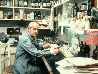 37 years after the death of Luis Federico Leloir