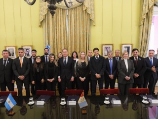 El Gobierno nacional y la provincia de Santa Fe firmaron un convenio para delegar la gestión integral de la Ruta Nacional A012