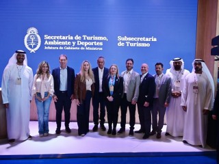 Karina Milei recorrió la Feria Internacional de Turismo en La Rural