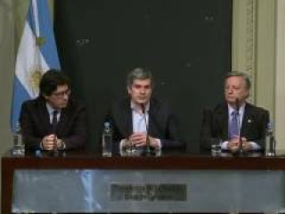 Conferencia de prensa de Marcos Peña, Aranguren y Garavano